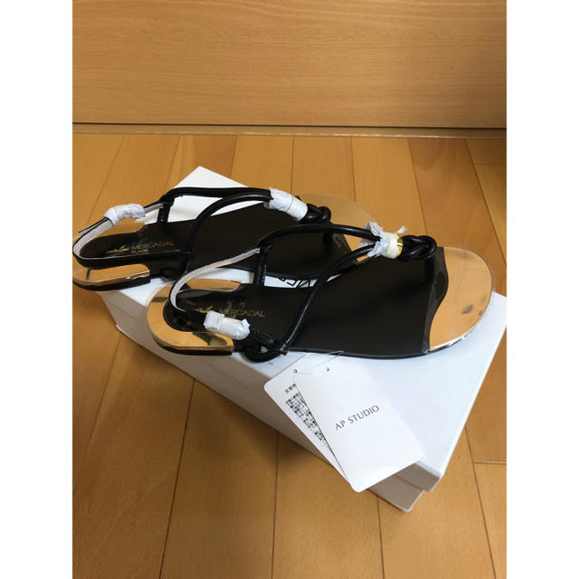 L'Appartement DEUXIEME CLASSE(アパルトモンドゥーズィエムクラス)の新品・未使用 AP STUDIO ◇ATOLIE MERCADAL sandal レディースの靴/シューズ(サンダル)の商品写真