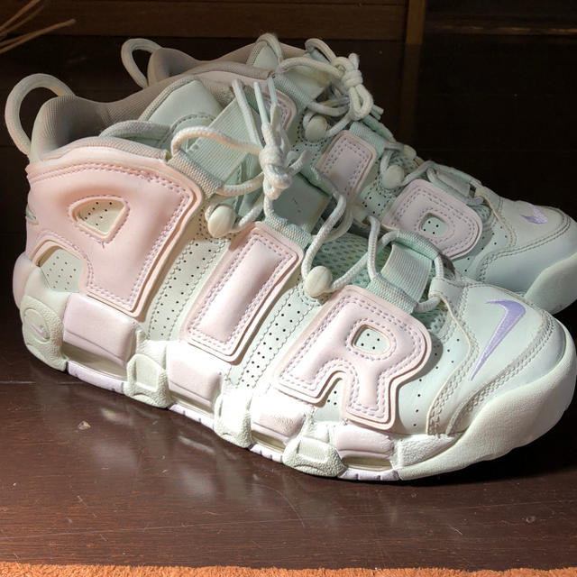 nike moreuptempo モアテン