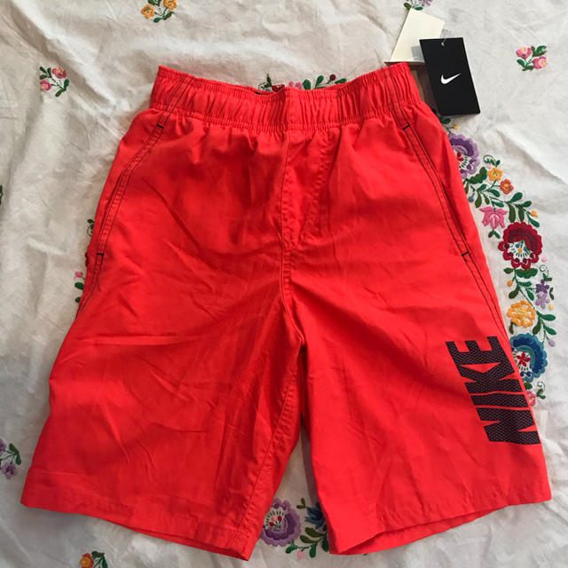 NIKE(ナイキ)の新品 NIKE / Kids キッズ/ベビー/マタニティのキッズ服男の子用(90cm~)(水着)の商品写真