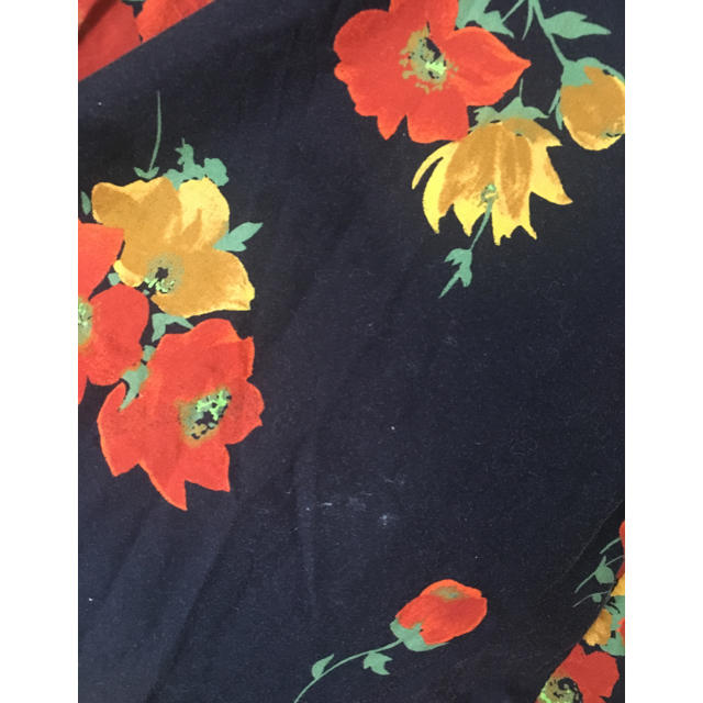 EMODA(エモダ)のクラネ 花柄 スカート見えパンツ レディースのパンツ(キュロット)の商品写真