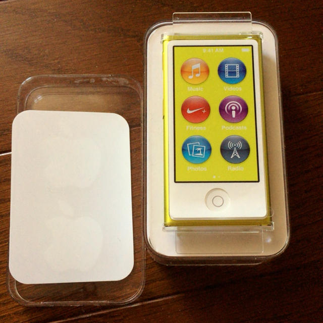 Apple(アップル)のiPod nano スマホ/家電/カメラのオーディオ機器(ポータブルプレーヤー)の商品写真