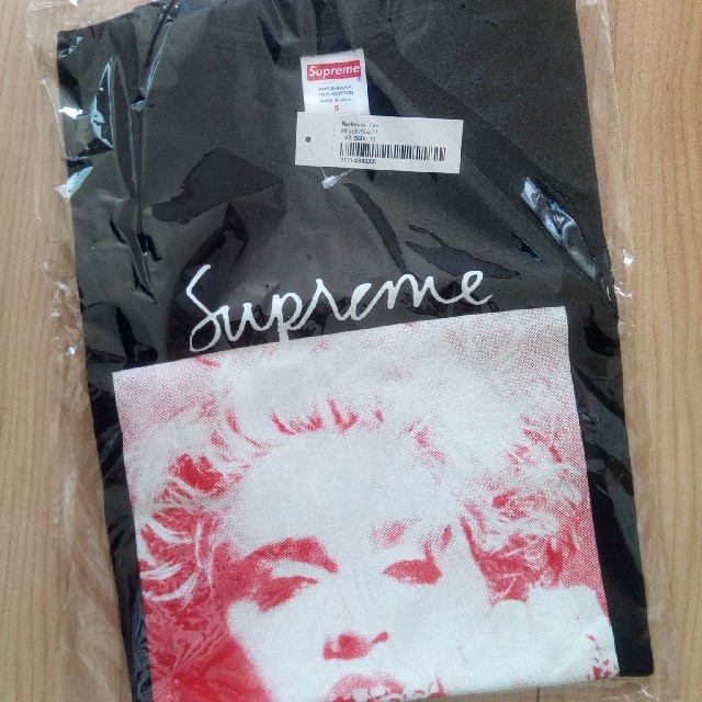 S Supreme Madonna tee