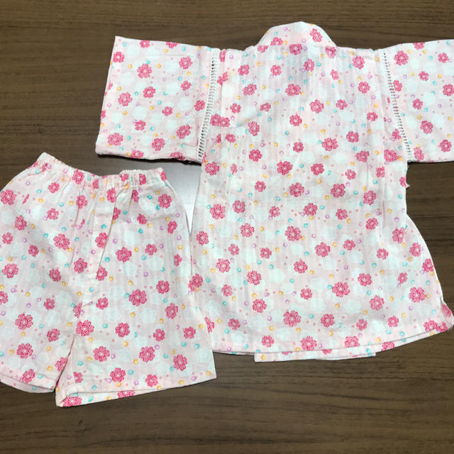 キッズ 甚平 95センチ キッズ/ベビー/マタニティのキッズ服女の子用(90cm~)(甚平/浴衣)の商品写真