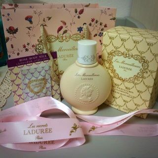 ラデュレ(LADUREE)の未使用ラデュレボディミルク おまけ付き(ボディクリーム)