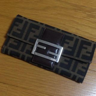 フェンディ(FENDI)の週末セール！FENDI長財布(財布)