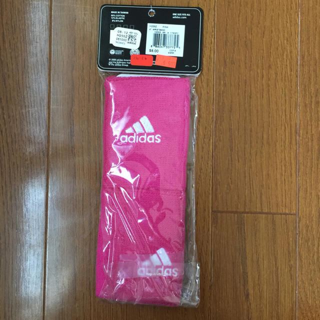 adidas(アディダス)のリストバンド アディダス スポーツ/アウトドアの野球(その他)の商品写真