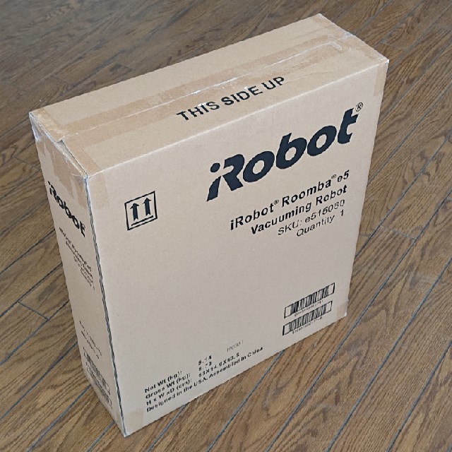 iRobot(アイロボット)の①新品未開封 iRobot ルンバe5 正規品E515060納品書付属(保証つき スマホ/家電/カメラの生活家電(掃除機)の商品写真