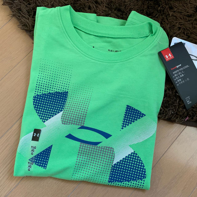 UNDER ARMOUR(アンダーアーマー)のアンダーアーマー Tシャツ キッズ/ベビー/マタニティのキッズ服男の子用(90cm~)(Tシャツ/カットソー)の商品写真