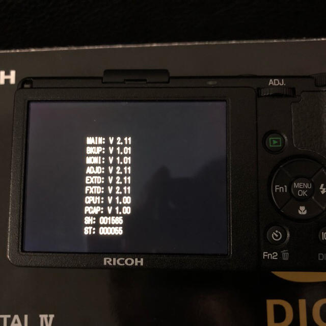 RICOH(リコー)のRicoh digital デジタル GR 4 IV セット スマホ/家電/カメラのカメラ(コンパクトデジタルカメラ)の商品写真