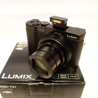 パナソニック(Panasonic)の LUMIX DMC-TX1　美品　社外充電器とバッテリー２個付き(コンパクトデジタルカメラ)