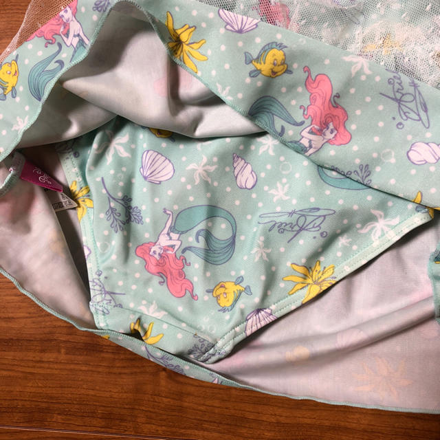 Disney(ディズニー)のアリエル 水着 120cm キッズ/ベビー/マタニティのキッズ服女の子用(90cm~)(水着)の商品写真