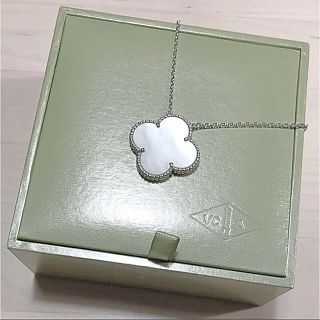 ヴァンクリーフアンドアーペル(Van Cleef & Arpels)のVCA マジックアルハンブラ 本物(ネックレス)