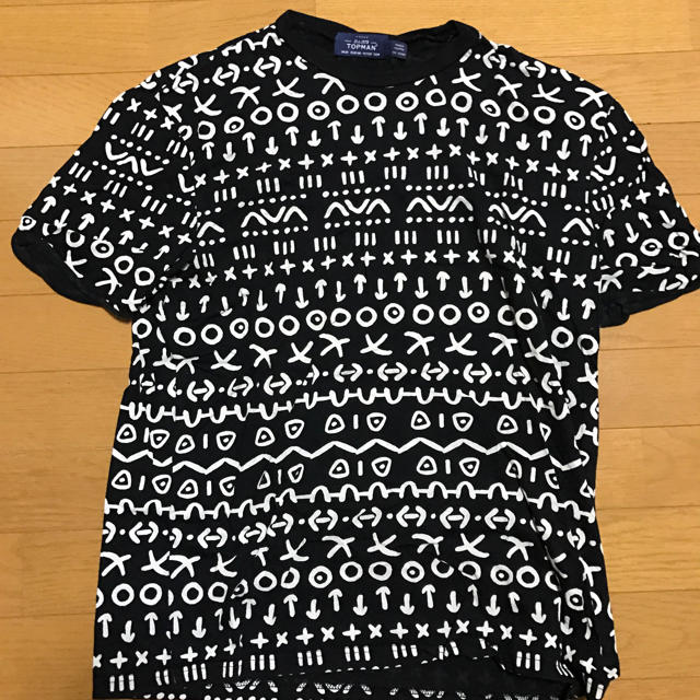 TOPMAN(トップマン)の民族模様tシャツ メンズのトップス(Tシャツ/カットソー(半袖/袖なし))の商品写真