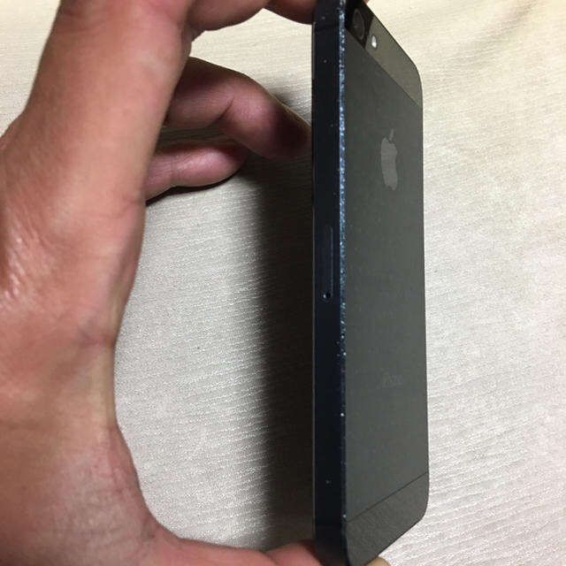 Apple(アップル)のiPhone5 SB 16G 完動品 スペースグレー スマホ/家電/カメラのスマートフォン/携帯電話(スマートフォン本体)の商品写真