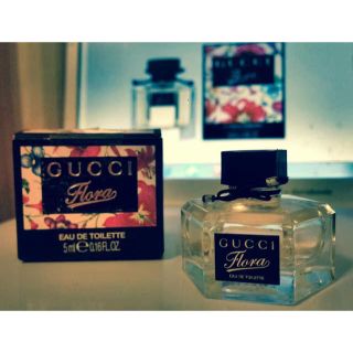 グッチ(Gucci)のグッチ フローラバイグッチ オードトワレ 5ml(香水(女性用))