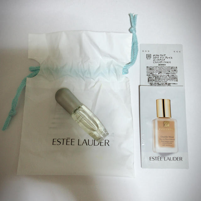 Estee Lauder(エスティローダー)のエスティーローダー ミニ香水 コスメ/美容のキット/セット(サンプル/トライアルキット)の商品写真