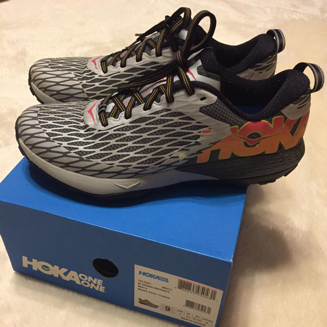 HOKA ONE ONE ランニングシューズ