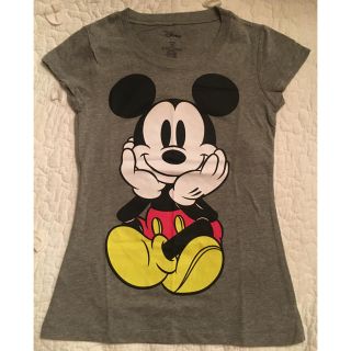 ディズニー(Disney)のディズニー Tシャツ グレー 新品 アメリカ購入(Tシャツ(半袖/袖なし))