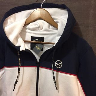 ホリスター(Hollister)の新品HOLLISTER ホリスター ストレッチナイロン フルジップフーディ (パーカー)