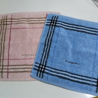 バーバリー(BURBERRY)の★BURBERRYタオルハンカチ二枚(ハンカチ)