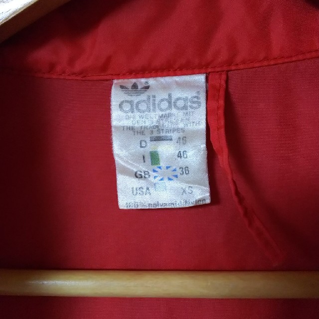 adidas(アディダス)のadidas ナイロンパーカー レディースのジャケット/アウター(ナイロンジャケット)の商品写真
