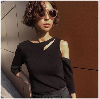 アメリヴィンテージ(Ameri VINTAGE)の【新品・タグ付き】AMERI SLIP NECK KNIT(ニット/セーター)