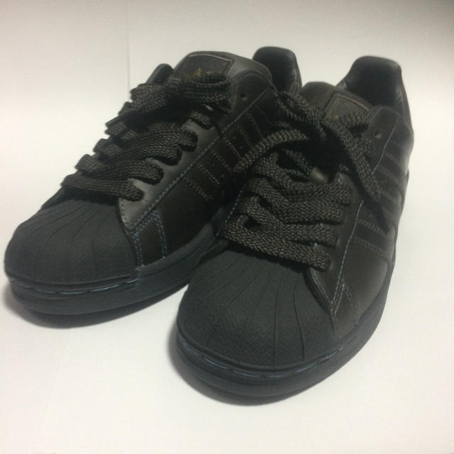 adidas(アディダス)のadidas superstar 25.0cm うーたん様専用 レディースの靴/シューズ(スニーカー)の商品写真