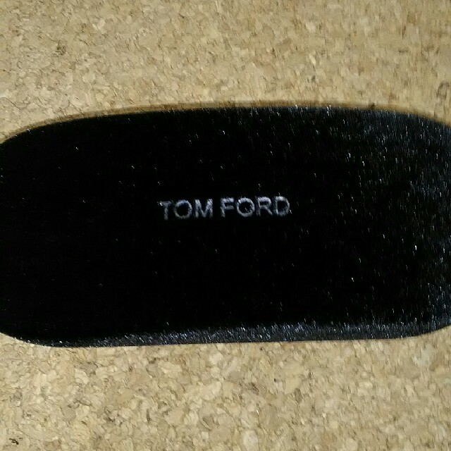 TOM FORD(トムフォード)のTOMFORDのメガネケース メンズのファッション小物(サングラス/メガネ)の商品写真