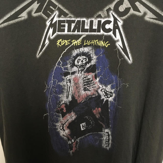 メタリカ METALLICA Tシャツ ブラック 黒 L メンズのトップス(Tシャツ/カットソー(半袖/袖なし))の商品写真
