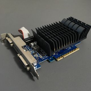 エイスース(ASUS)のグラフィックボード　nVIDIA GeForce GT710 SILENT(PCパーツ)