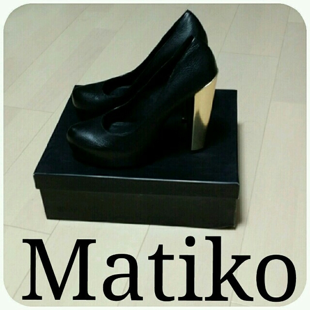 Matikoゴールドヒールパンプス レディースの靴/シューズ(ハイヒール/パンプス)の商品写真