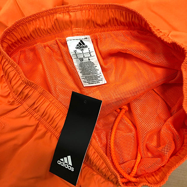 adidas(アディダス)のセール！adidas オレンジ 水着 ショーツ メンズの水着/浴衣(水着)の商品写真