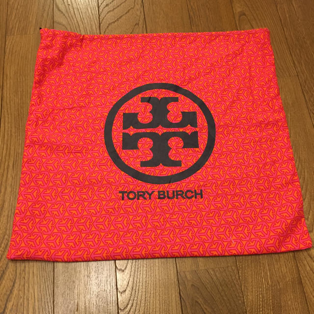 Tory Burch(トリーバーチ)のトリーバーチクラッチバッグ レディースのバッグ(クラッチバッグ)の商品写真