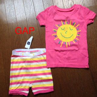 ベビーギャップ(babyGAP)の新品GAP上下セット(Tシャツ/カットソー)