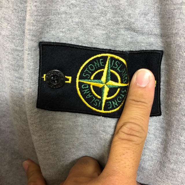 STONE ISLAND(ストーンアイランド)のストーンアイランド メンズのトップス(スウェット)の商品写真