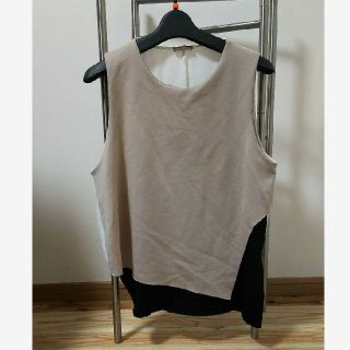 ザラ(ZARA)のタンクトップ(タンクトップ)