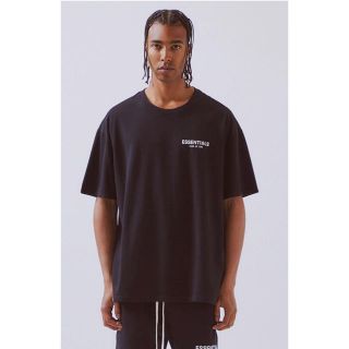 フィアオブゴッド(FEAR OF GOD)のXSサイズ Essentials Boxy Logo T-Shirt(Tシャツ/カットソー(半袖/袖なし))