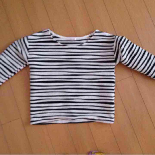 HONEYS(ハニーズ)のハニーズ♡ショート丈カットソー レディースのトップス(カットソー(長袖/七分))の商品写真