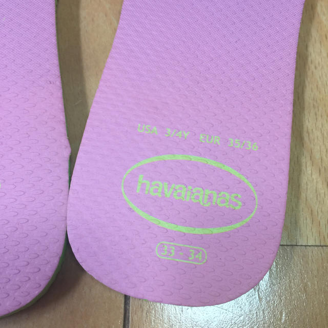 havaianas(ハワイアナス)のハワイアナス 新品 ビーチサンダル☆値下げ中 レディースの靴/シューズ(ビーチサンダル)の商品写真