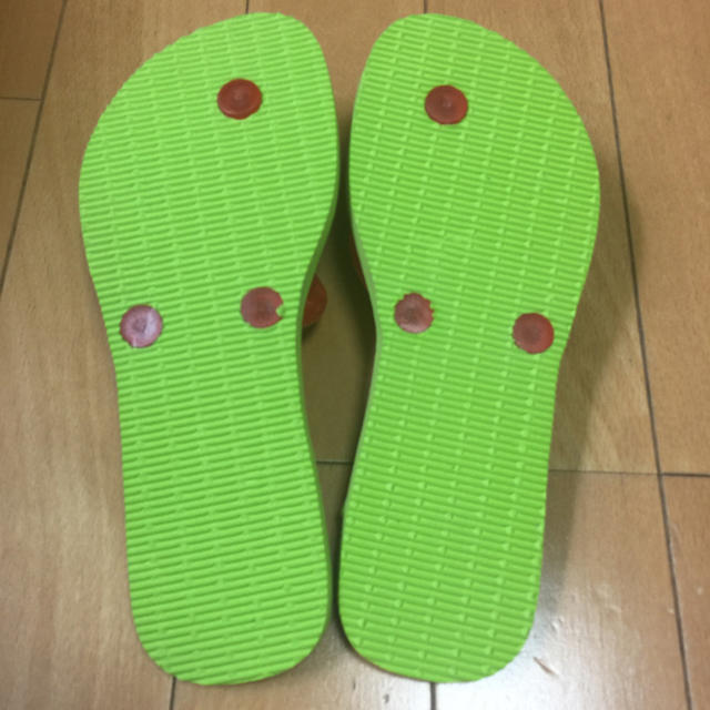 havaianas(ハワイアナス)のハワイアナス 新品 ビーチサンダル☆値下げ中 レディースの靴/シューズ(ビーチサンダル)の商品写真