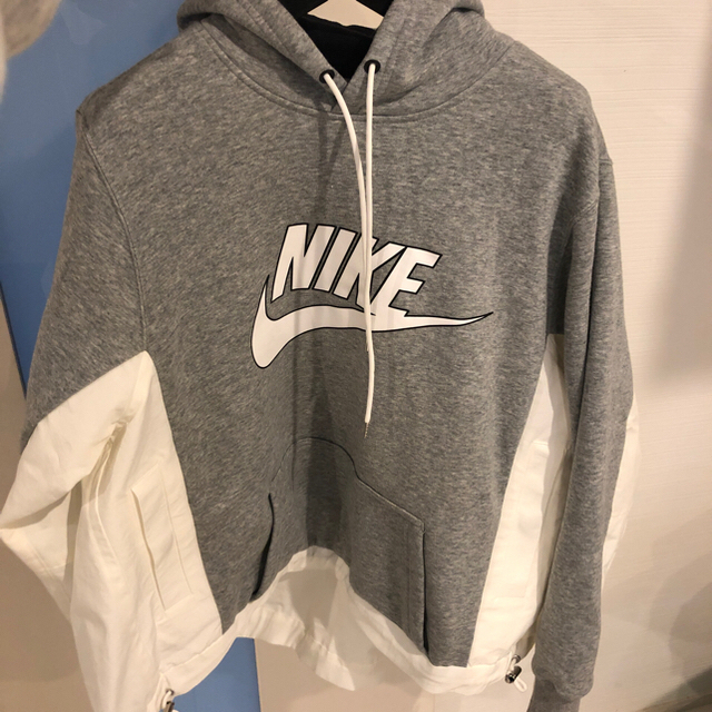 美品 sacai nike  2 パーカー