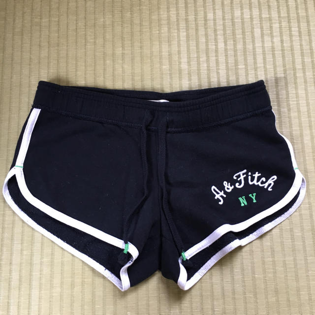 Abercrombie&Fitch(アバクロンビーアンドフィッチ)のショートパンツ XS レディースのパンツ(ショートパンツ)の商品写真