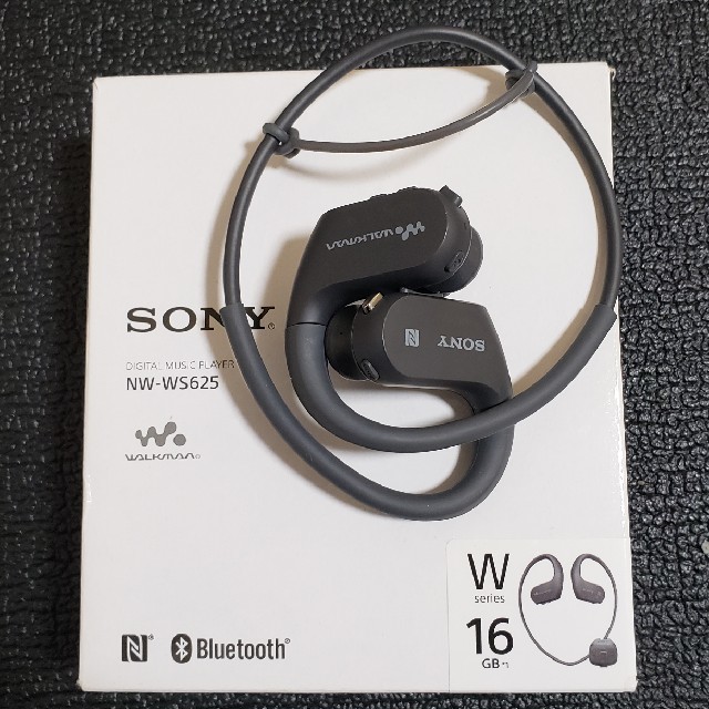 WALKMAN(ウォークマン)のソニーNW-WS625Bウォークマン16GBランニング水泳に スマホ/家電/カメラのオーディオ機器(ヘッドフォン/イヤフォン)の商品写真