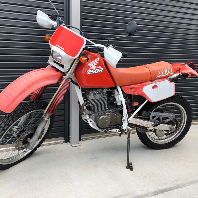 HONDA  XLR250Rバイク