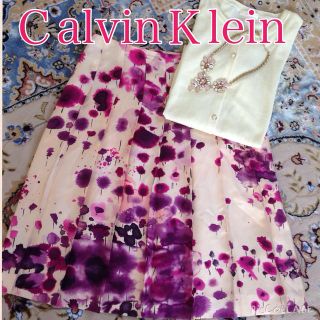 カルバンクライン(Calvin Klein)のＣalvinKleinスカート♥︎(ひざ丈スカート)