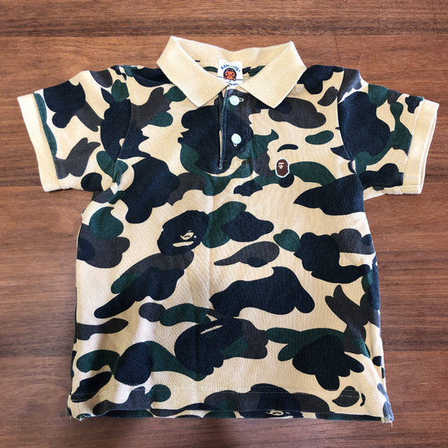 A BATHING APE(アベイシングエイプ)の【専用です。】BAPE KIDS カモ スター ポロシャツ 100 APE 2枚 キッズ/ベビー/マタニティのキッズ服男の子用(90cm~)(Tシャツ/カットソー)の商品写真