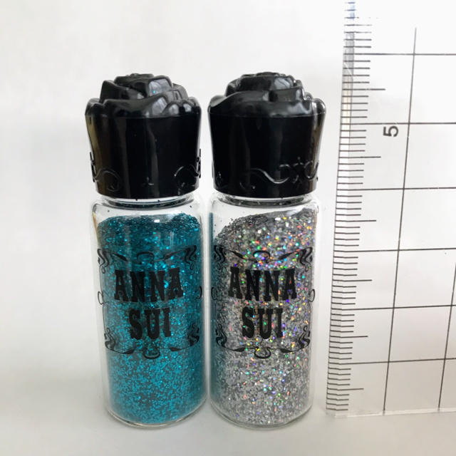 ANNA SUI(アナスイ)のアナスイ ANNASUI ラメ青/銀 コスメ/美容のネイル(ネイル用品)の商品写真