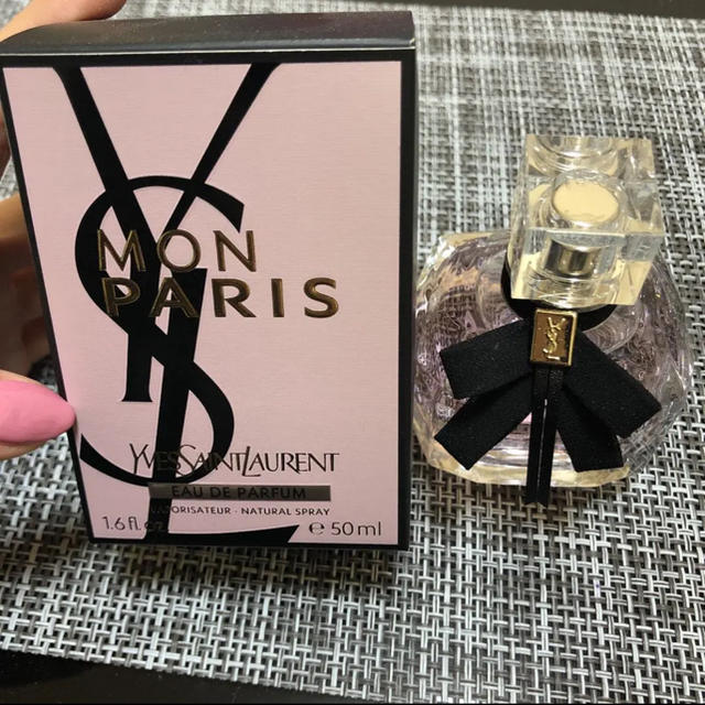 Yves Saint Laurent Beaute(イヴサンローランボーテ)のモン パリ オーデパルファム コスメ/美容の香水(香水(女性用))の商品写真