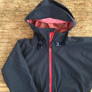 モンベル(mont bell)の美品★★GORE-TEX メンズ  Mサイズ  日本製(マウンテンパーカー)