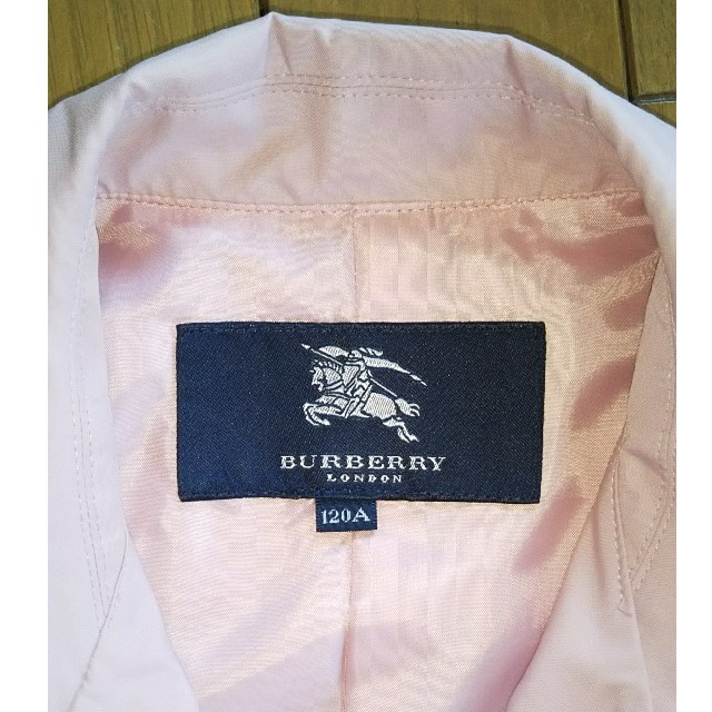 BURBERRY(バーバリー)のゆるにゃ様 キッズ/ベビー/マタニティのキッズ服女の子用(90cm~)(ジャケット/上着)の商品写真